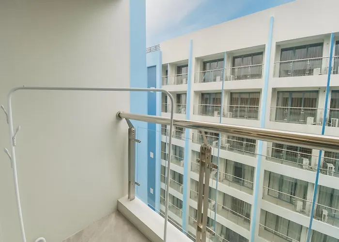 Apartment Center Business Near Ayala Mall And Pitx