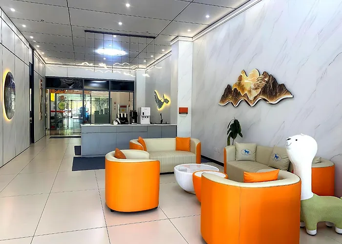 Center Business Near Ayala Mall And Pitx * Manila