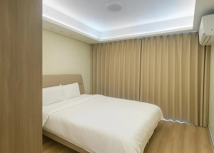 Center Business Near Ayala Mall And Pitx Manila
