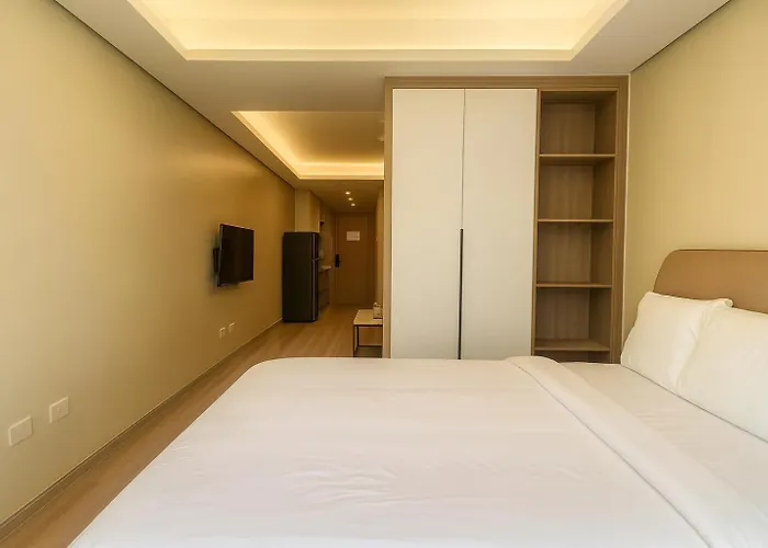 Center Business Near Ayala Mall And Pitx Apartment *