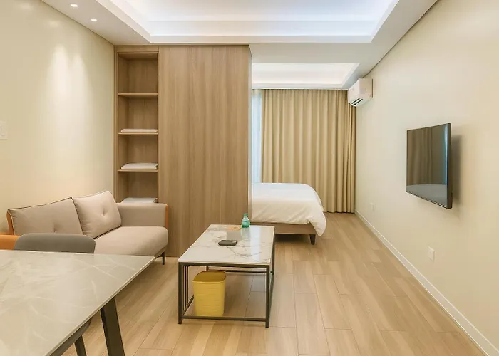 Center Business Near Ayala Mall And Pitx * Manila