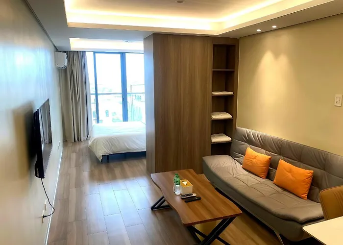 Center Business Near Ayala Mall And Pitx Apartment Manila
