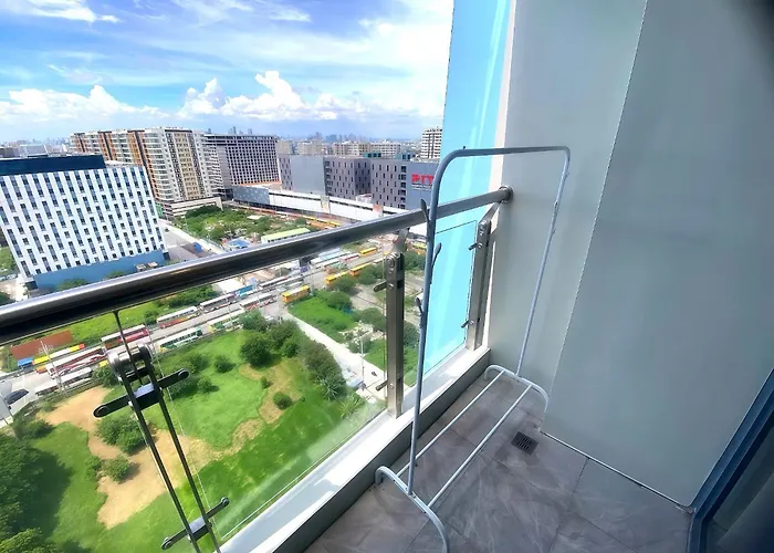Apartment Center Business Near Ayala Mall And Pitx *